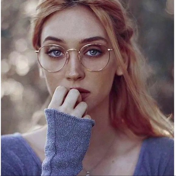 THAT’S A WRAP! HAVE TO COOK DINNER! BE SAFE FOLKS! - Picture 2 of 6